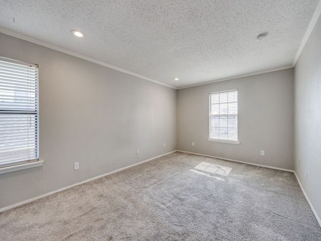 2623 Summertree Dr, House other with 3 bedrooms, 3 bathrooms and null parking in Carrollton TX | Image 12