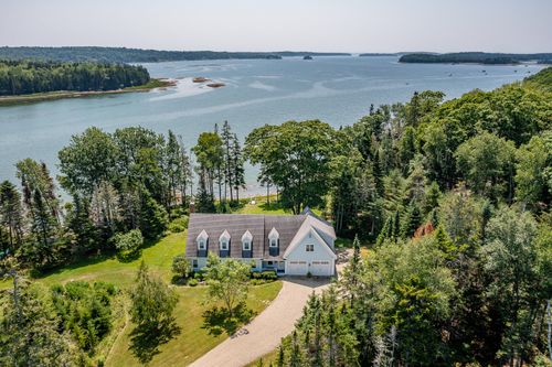 426 Ferry Road, Islesboro, ME, 04848 | Card Image