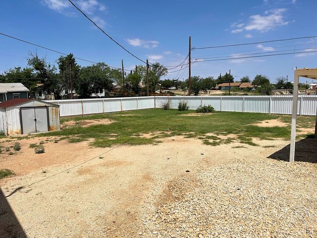 501 E 15 Th St, House other with 2 bedrooms, 1 bathrooms and 2 parking in Big Spring TX | Image 30