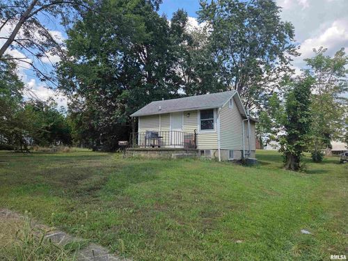 306 E Cherry St, Mc Leansboro, IL, 62859-1404 | Card Image