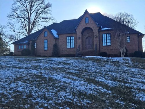 175 Twelve Oaks Ln, Wilkesboro, NC, 28697-5007 | Card Image
