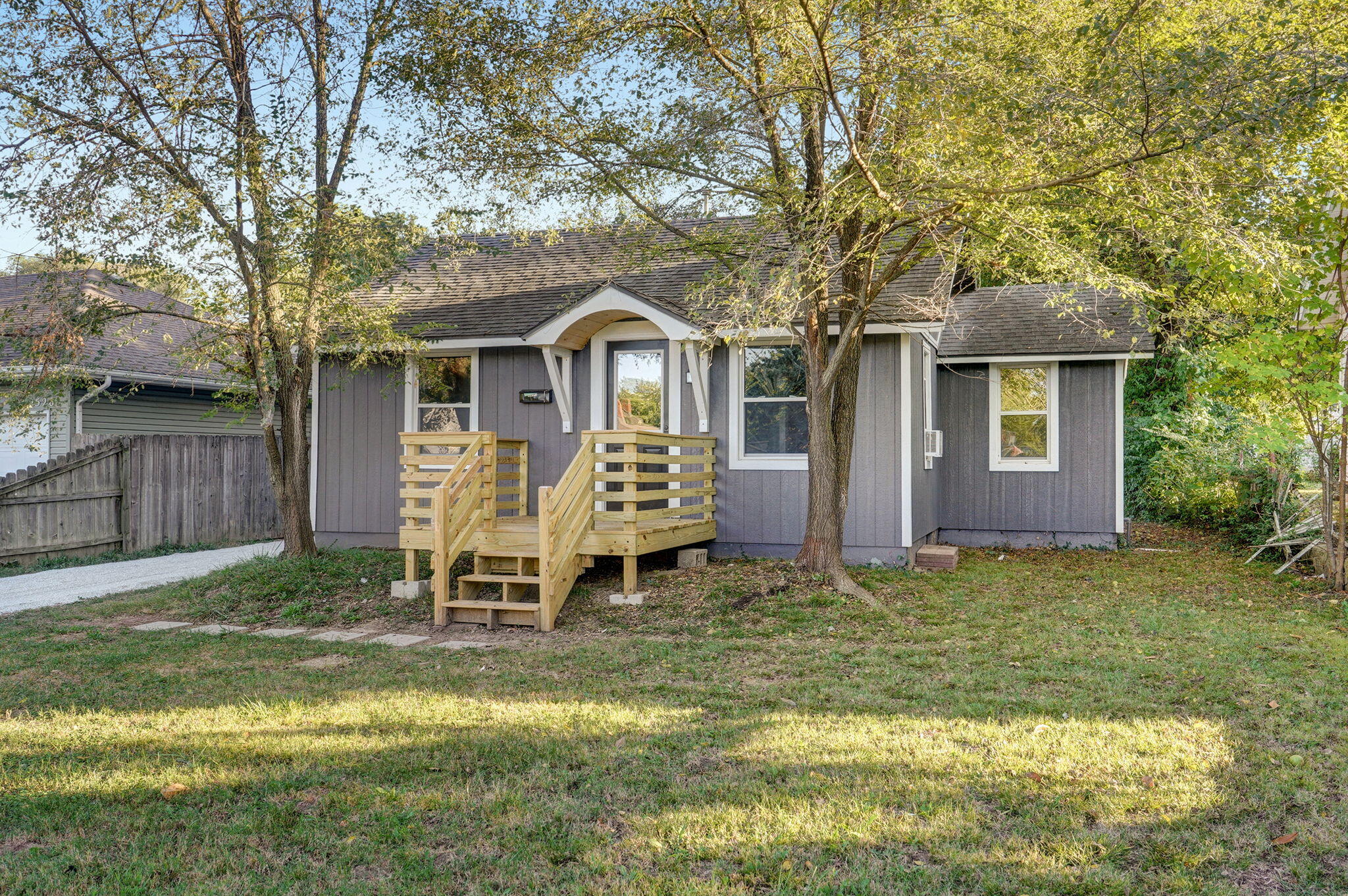 Lincoln St, Springfield, MO 65806