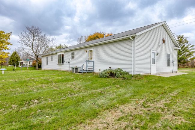 4072 Wellman Line Rd, House other with 3 bedrooms, 2 bathrooms and null parking in Jeddo MI | Image 8