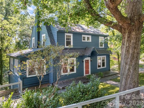1 Kenilworth Rd, Asheville, NC, 28803-2503 | Card Image