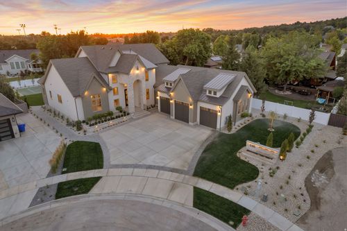646 W Hidden Farm Dr, Farmington, UT, 84025-3745 | Card Image