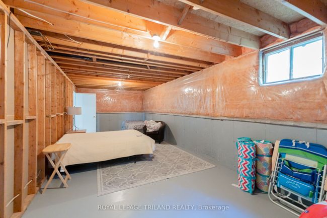 10248 Pinetree Dr, House other with 4 bedrooms, 2 bathrooms and 4 parking in Grand Bend ON | Image 21