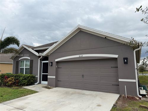8649 Cobblestone Dr, Fort Pierce, FL, 34945-5702 | Card Image