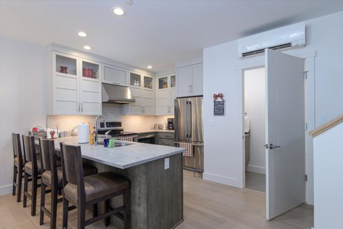 sm-3-140 Lodge Rd, Ludlow, VT, 05149 | Card Image