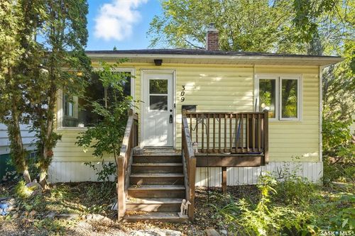 309 Maple St, Saskatoon, SK, S7J0A6 | Card Image