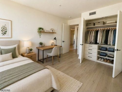 1407-258 S Harrison St, East Orange, NJ, 07018-1558 | Card Image