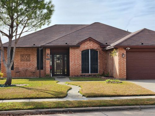 5776 Fenway Ct, Haltom City, TX, 76137-2669 | Card Image