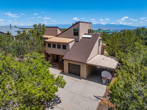 620 Navajo Rd, Los Alamos, NM, 87544-2628 | Card Image
