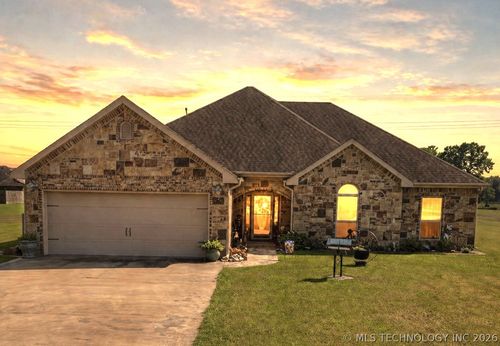 2004 E Trailwood St, Stigler, OK, 74462-2698 | Card Image
