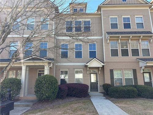 800 Village Field Ct, Suwanee, GA, 30024-8746 | Card Image