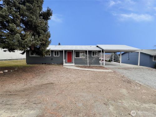728 Sunrise Dr, Omak, WA, 98841-9311 | Card Image