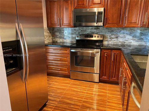 apt-101-706 Gardens Dr, Pompano Beach, FL, 33069-6416 | Card Image