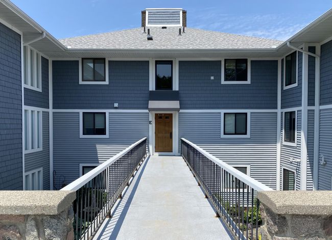 APT-29E - 400 Lakeview Ct, Condo with 2 bedrooms, 2 bathrooms and null parking in Spring Lake MI | Image 8