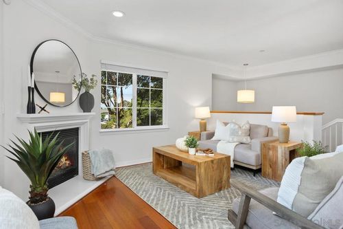 4007 Bluff View Way, Carlsbad, CA, 92008-3590 | Card Image