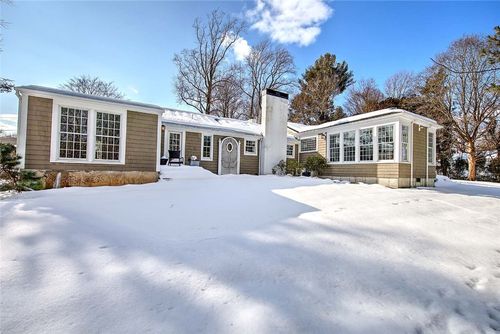 22 Lantern Ln, Barrington, RI, 02806-4868 | Card Image