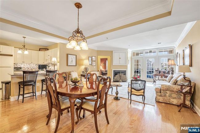 7108 Ravenscroft Rd, Condo with 2 bedrooms, 2 bathrooms and null parking in Clifton NJ | Image 4