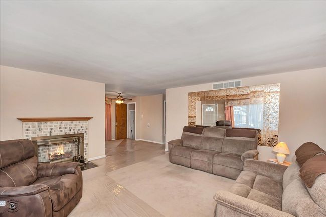 05-Living Room | Image 5