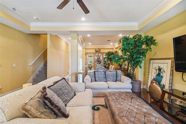 Living Room | Image 9