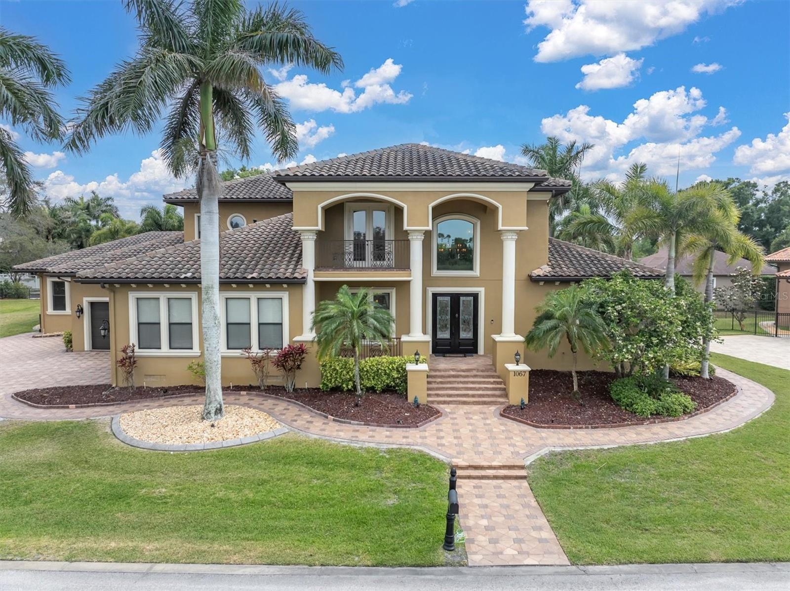 Residential in TARPON SPRINGS