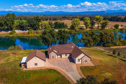 22894 Blue Jay Ln, Anderson, CA, 96007-3571 | Card Image
