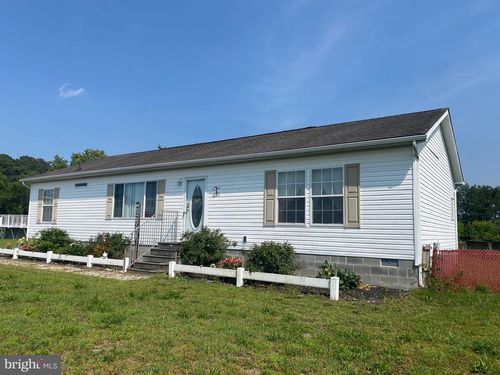 11901 Sandy Ridge Dr, LAUREL, DE, 19956-2041 | Card Image