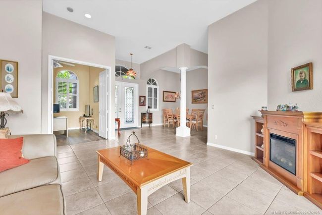 2712 Sw Bear Paw Trl, House other with 4 bedrooms, 3 bathrooms and 3 parking in Palm City FL | Image 16