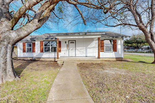 2802 N Masters Dr, Dallas, TX, 75227-7425 | Card Image