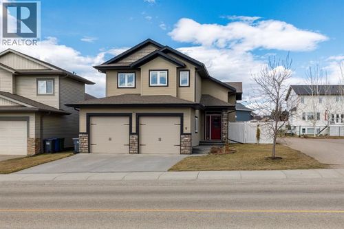 6 Greenway St, Red Deer, AB, T4P0P4 | Card Image
