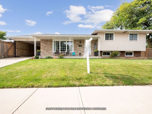 2 Maitland Ave, Hamilton, ON, L9A3J3 | Card Image