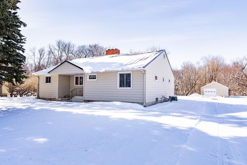 1550 Sheyenne St, West Fargo, ND, 58078-2649 | Card Image