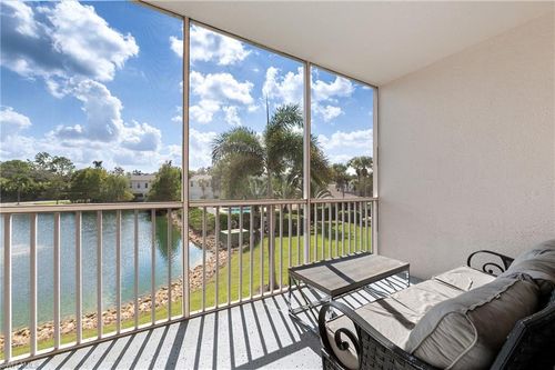 apt-413-3250 Cypress Glen Way, NAPLES, FL, 34109-3876 | Card Image