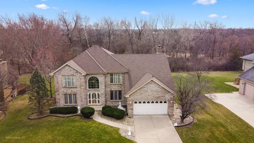 7233 Southwick Dr, Frankfort, IL, 60423-8719 | Card Image