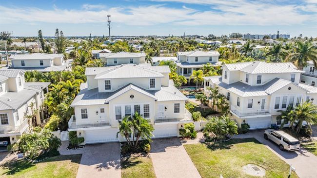 315 64 Th St, Condo with 3 bedrooms, 3 bathrooms and null parking in Holmes Beach FL | Image 48