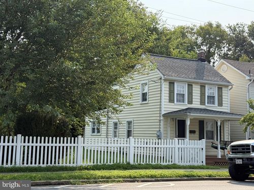 1813 Washington Ave, FREDERICKSBURG, VA, 22401-3550 | Card Image