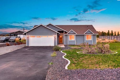 894 Desert Aire Dr Sw, Mattawa, WA, 99349-1906 | Card Image