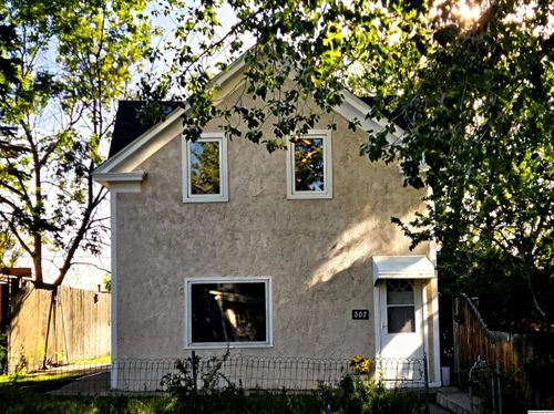 562 N 5th St, Laramie, WY, 82072-3173 | Card Image