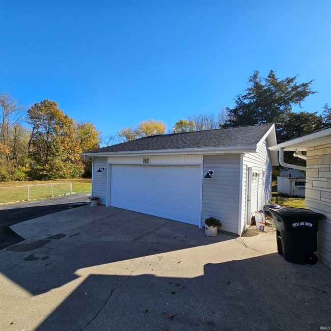 787 S Main St, House other with 3 bedrooms, 2 bathrooms and null parking in Linton IN | Image 10