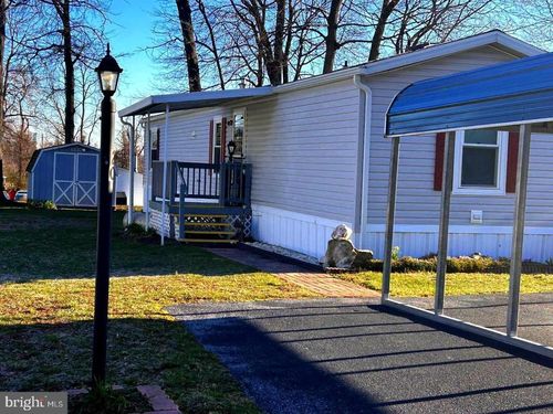 20 Spruce Ln, MANCHESTER, PA, 17345-1317 | Card Image