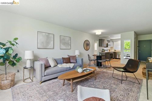 203-2601 2601 College Ave, Berkeley, CA, 94704 | Card Image