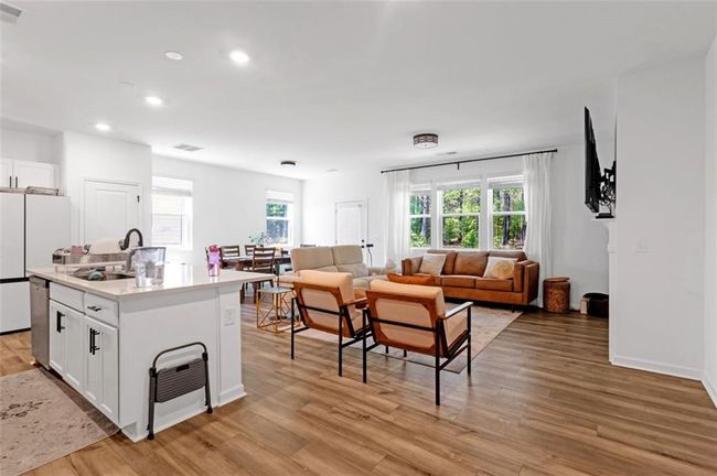 4098 Haleston Rd, Townhouse with 3 bedrooms, 3 bathrooms and null parking in Duluth GA | Image 6