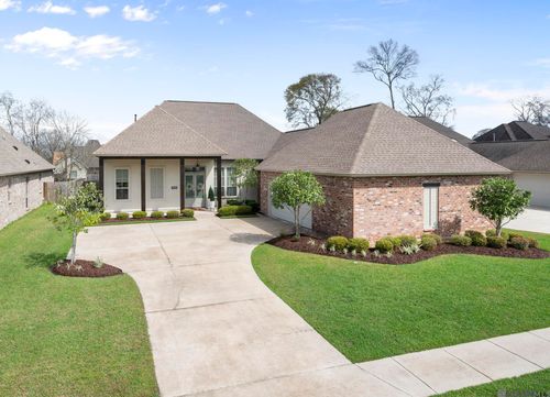 37520 Cypress Hollow Ave, Prairieville, LA, 70769-4455 | Card Image