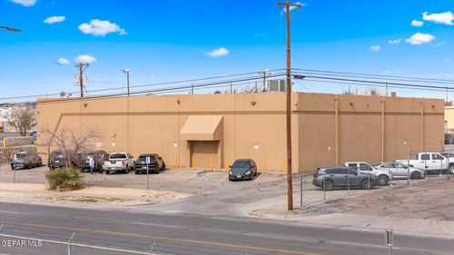 11211 Pellicano Dr, El Paso, TX, 79935-5303 | Card Image