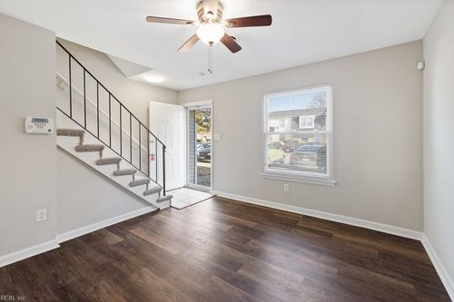 1509 Darren Cir, Portsmouth, VA, 23701-3101 | Card Image