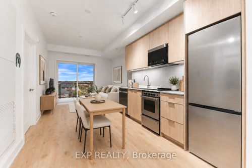 401-3008 William Cutmore Boulevard, Oakville, ON, L6H8A4 | Card Image