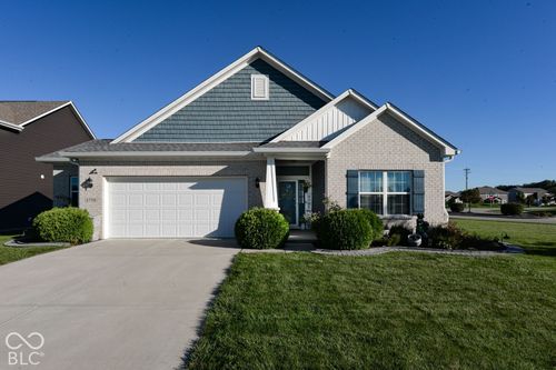 6798 W Wintergreen Ct, Mccordsville, IN, 46055-8916 | Card Image