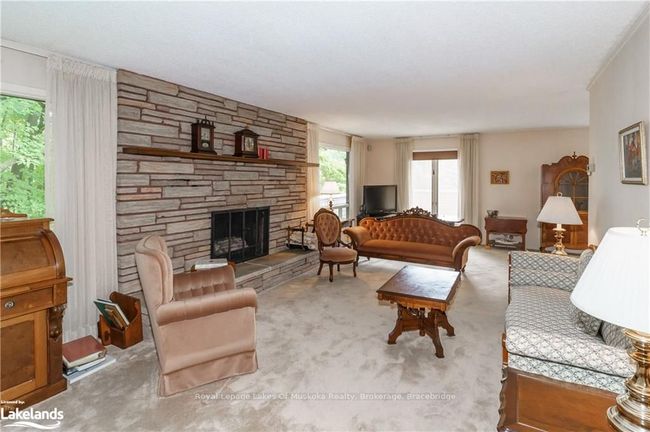 59 Mcdonald St, House other with 3 bedrooms, 2 bathrooms and 4 parking in Bracebridge ON | Image 24